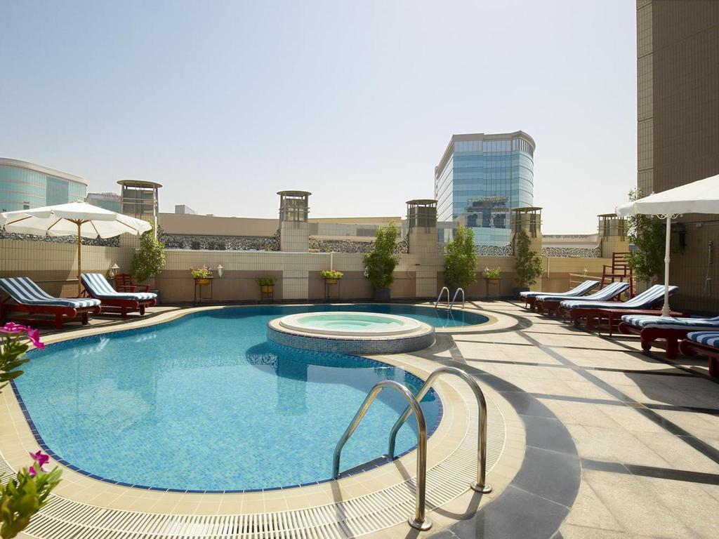 Al Sondos Suites By Le Meridien Dubai Bekvämligheter bild