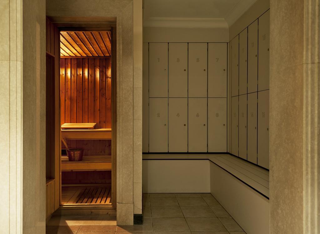 Al Sondos Suites By Le Meridien Dubai Exteriör bild